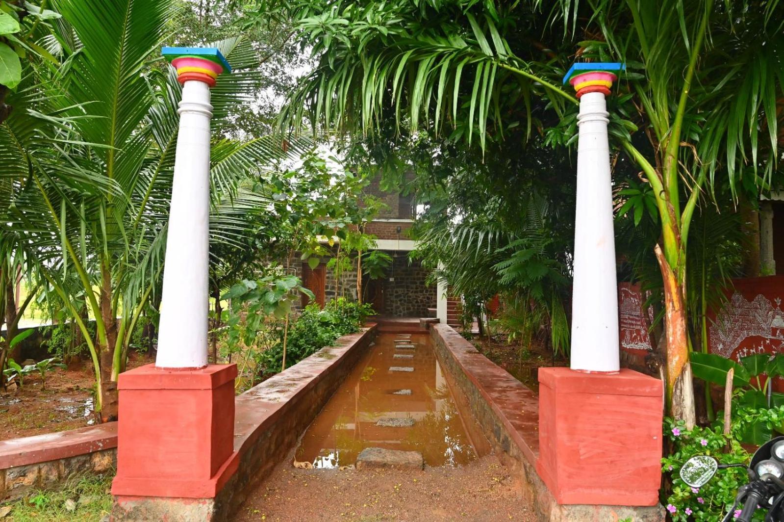 Pathayam Inn Tiruvannāmalai Esterno foto